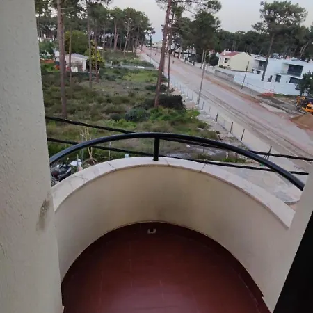 Daire Beach, Surf And Golf Near Lisbon Aroeira (Setubal)