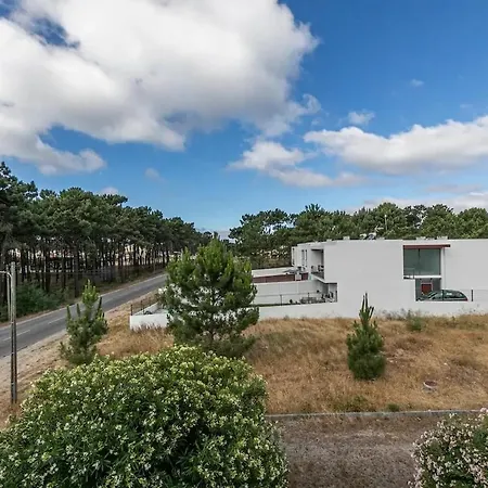Beach, Surf And Golf Near Lisbon Apartment *