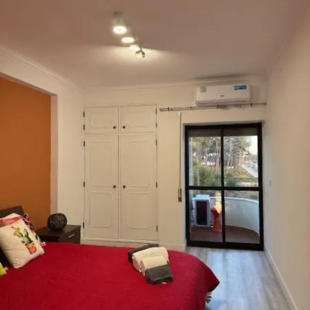 Beach, Surf And Golf Near Lisbon Apartment Aroeira (Setubal)